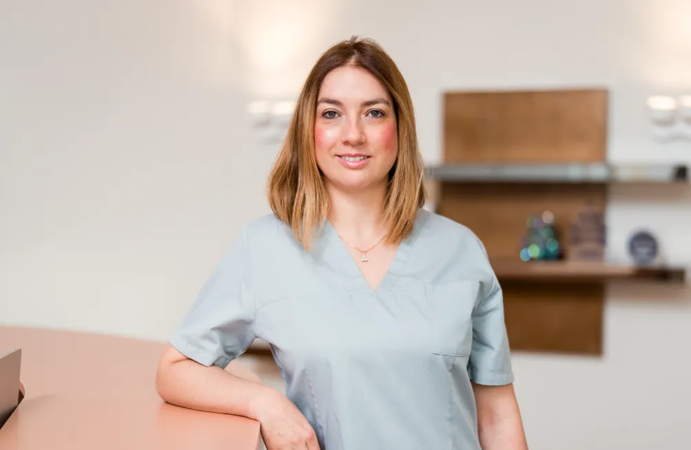 Juliana Giraldo vom Team der Dermatologischen Privatpraxis Dr. Anna Brandenburg, Hamburg